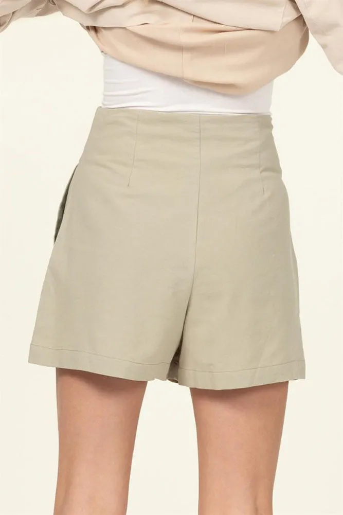 Dream Team Short in Lt. Olive by Hyfve